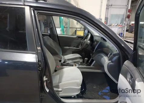 2011 Subaru Forester 2.5X Premium из США, поврежденный, VIN JF2SHADC6BH778630